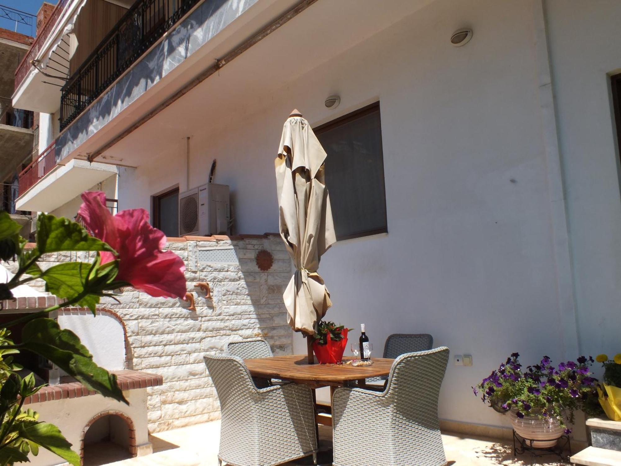 Maria's Next To Alimos Metro Station